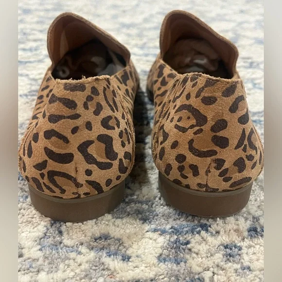 Lucky Brand Brogan2 Leopard Print Loafers. NWOB. - Picture 4 of 6